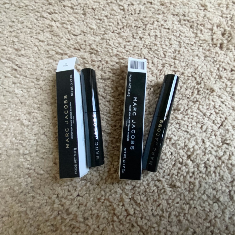 MARC JACOBS velvet noir major volume mascara